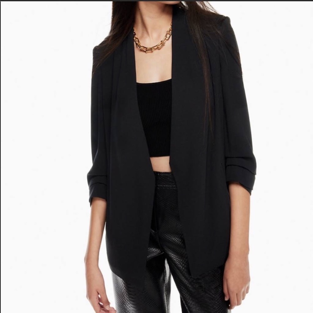 Aritzia power blazer